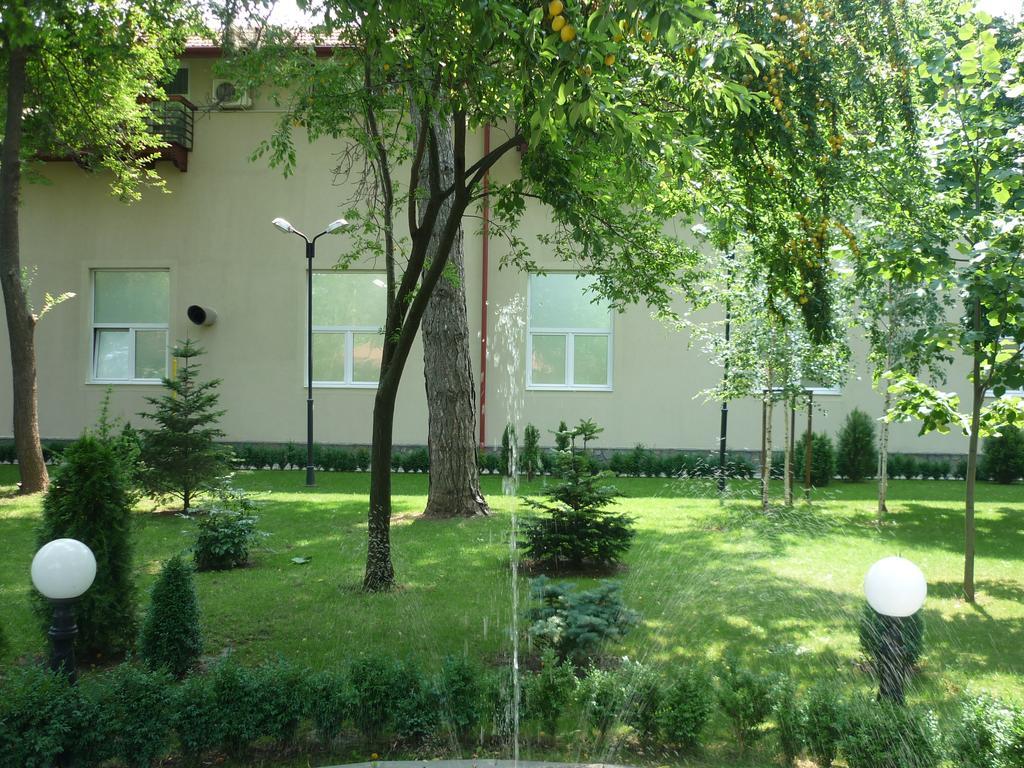 מלון Baneasa Parc