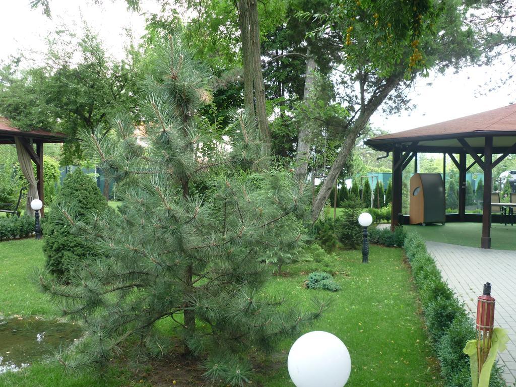 Baneasa Parc מלון בוקרשט