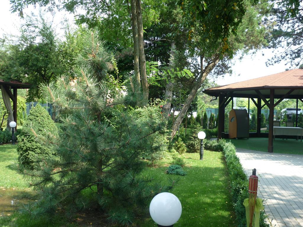 Baneasa Parc 3*